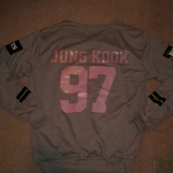 BTS Jungkook 97 Sweater - Picture 2 of 2